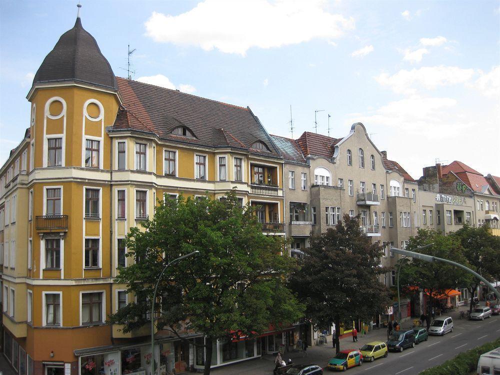 Hotel Am Hermannplatz Berlin Bagian luar foto